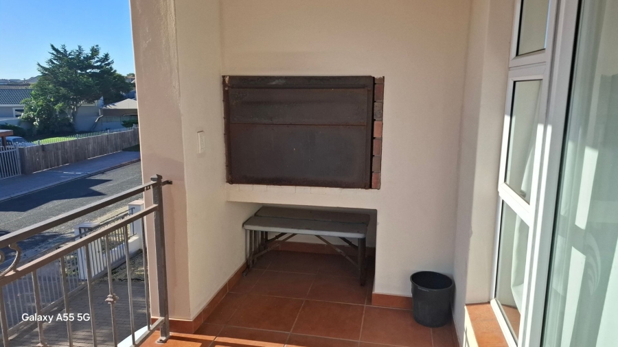3 Bedroom Property for Sale in Country Club Western Cape